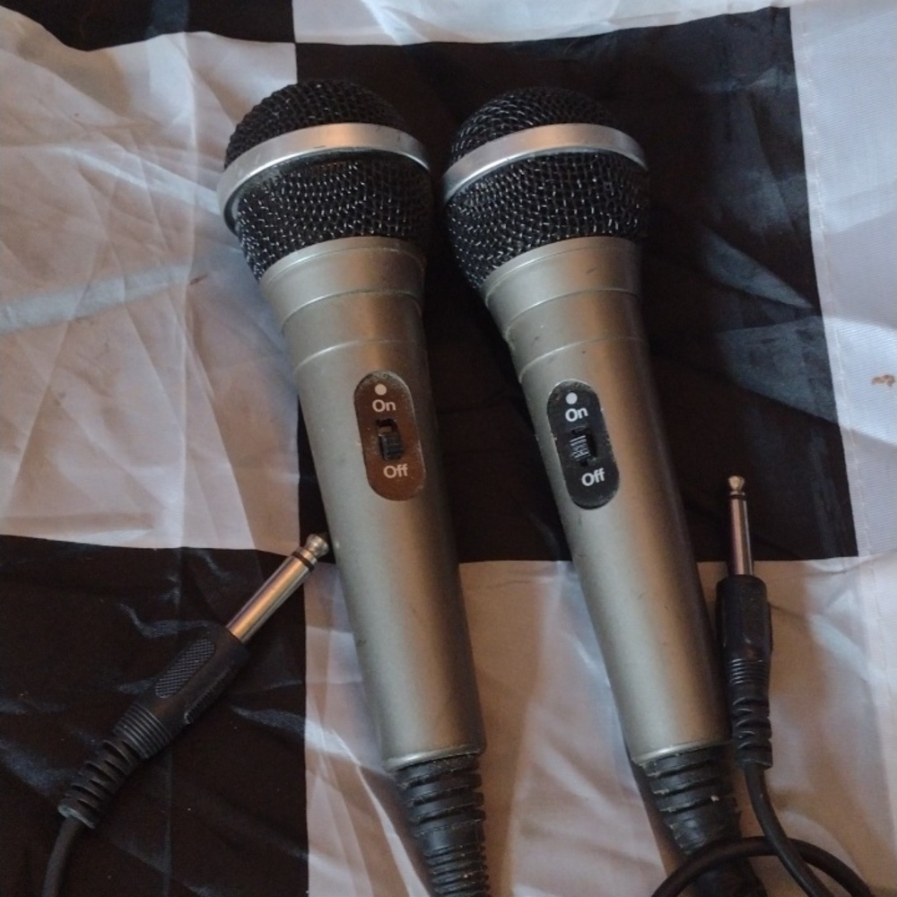 CES high grade professional mic pair